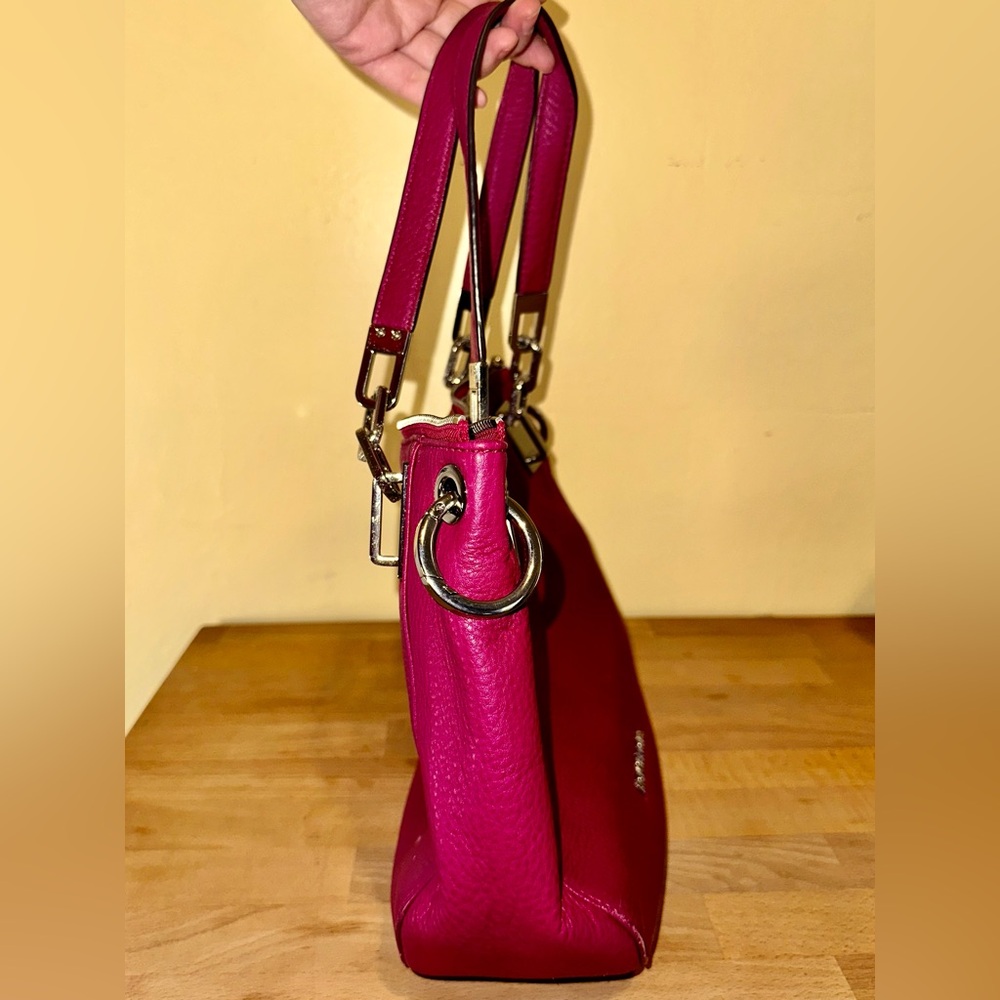 Michael Kors Pink Leather Shoulder Bag - Picture 3 of 7